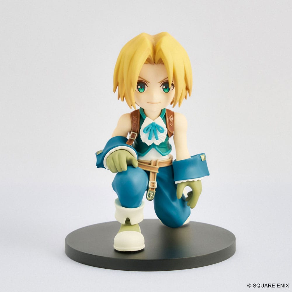 Estatua Yitán Tribal Final Fantasy IX Adorable Arts 10 cm – Detalle con dagas y pose arrodillada.