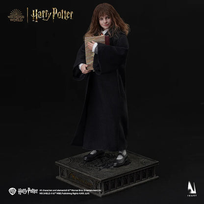 HERMIONE GRANGER 1/6 INART – HARRY POTTER Y LA PIEDRA FILOSOFAL