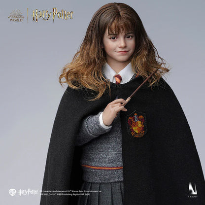 HERMIONE GRANGER 1/6 INART – HARRY POTTER Y LA PIEDRA FILOSOFAL