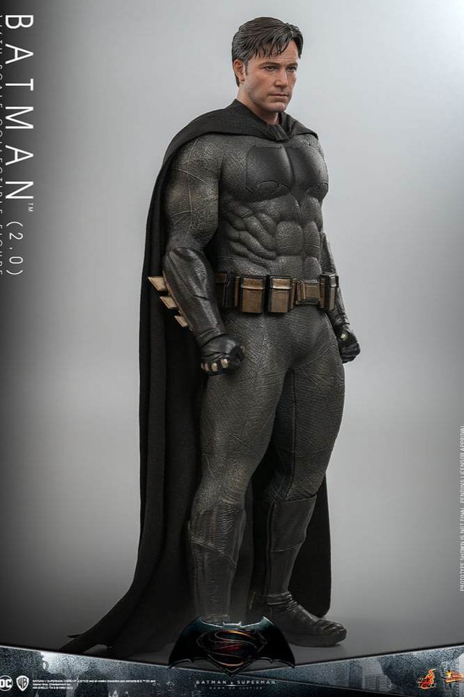 BATMAN – BATMAN V SUPERMAN: DAWN OF JUSTICE – HOT TOYS – (BATMAN 2.0)