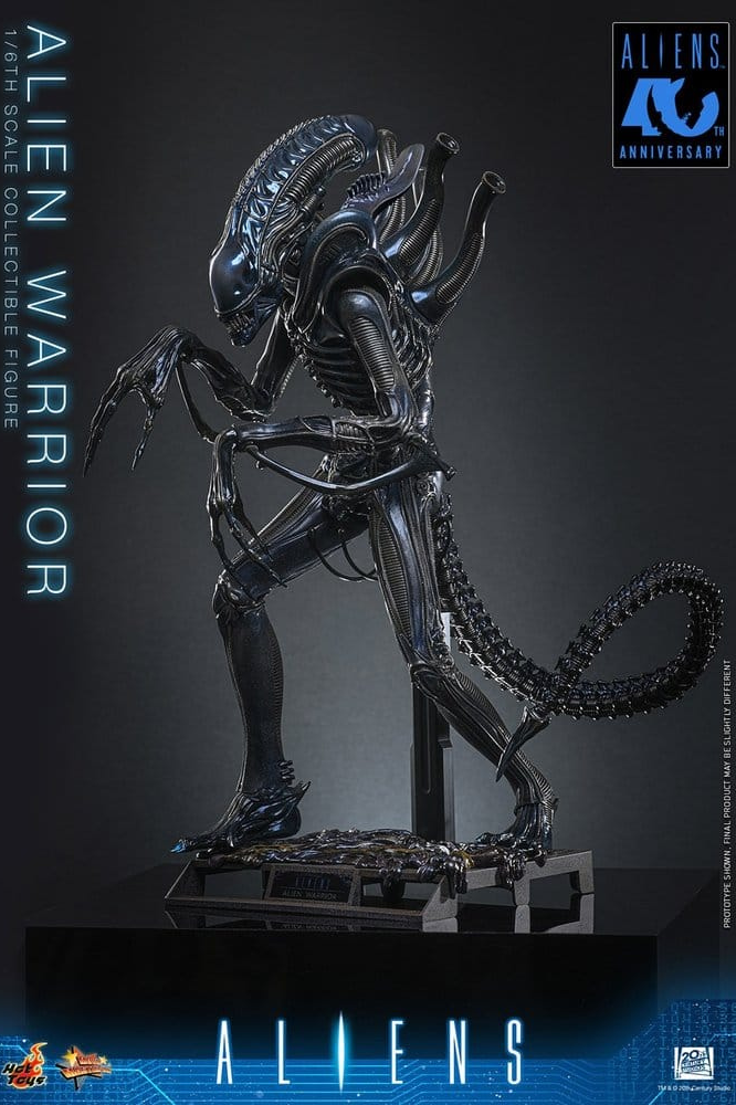 alien-warrior-hot-toys-1-6-01