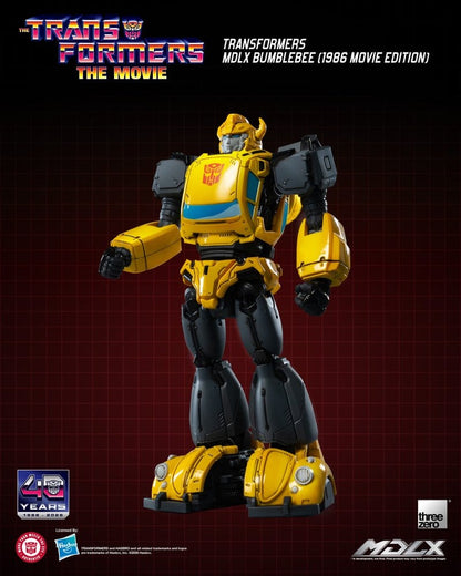 Figura oficial MDLX de Bumblebee (1986 Movie Edition) de Threezero basada en Transformers: The Movie con acabados inspirados en la película de 1986.