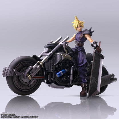 Set Bring Arts de Cloud Strife con la moto Hardy-Daytona en pose dinámica – Final Fantasy VII