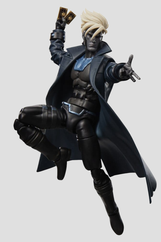 Figura articulada de Gambit de Marvel X-Men, con cabello rubio, traje negro, gabardina oscura y cartas de juego, en una pose dinámica de combate.