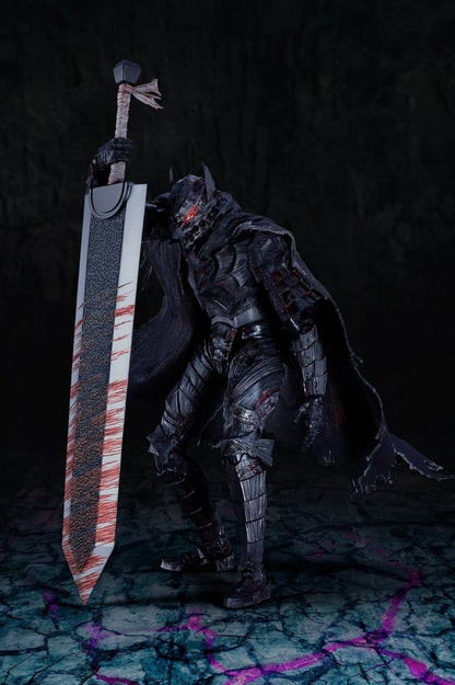 Figura oficial S.H.Figuarts de Guts (Berserker Armor) -Heat of Passion- Battle Ver. basada en Berserk con espada Dragon Slayer y acabados de gran calidad.