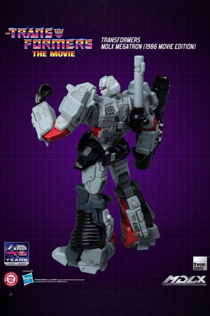 Figura oficial MDLX de Megatron (1986 Movie Edition) de Threezero basada en Transformers: The Movie con acabados inspirados en la película de 1986.