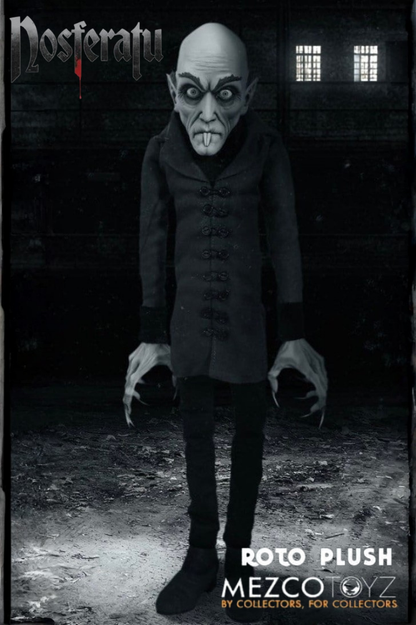 Peluche Nosferatu MDS Roto Plush de Mezco Toyz de 45,7 cm con cabeza de vinilo, abrigo gris y diseño inspirado en el clásico vampiro.