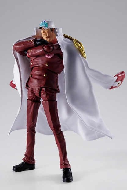 Figura articulada de Sakazuki Akainu en su versión Marineford de One Piece, perteneciente a la colección S.H.Figuarts de Tamashii Nations, de aproximadamente 20 cm de altura.