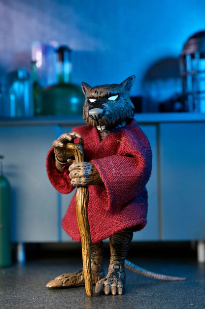 Figura de Splinter de Teenage Mutant Ninja Turtles basada en los Mirage Comics, fabricada por NECA con accesorios y piezas intercambiables.