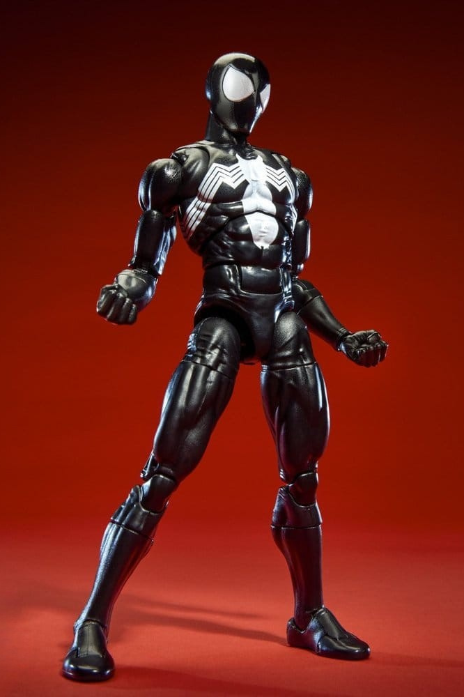 Figura articulada Symbiote Spider-Man Marvel Legends Maximum Series de Hasbro, 15 cm, con traje simbionte negro y emblema de araña blanca.