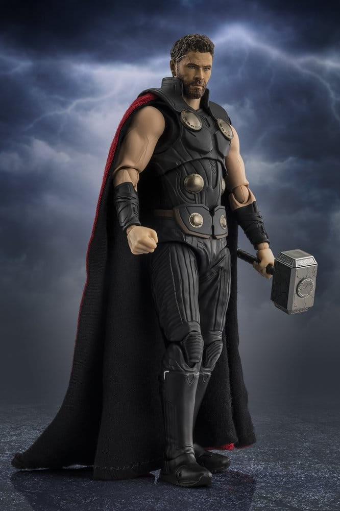Figura oficial S.H.Figuarts de Thor basada en Avengers: Doomsday con Mjolnir y un extraordinario nivel de detalle.