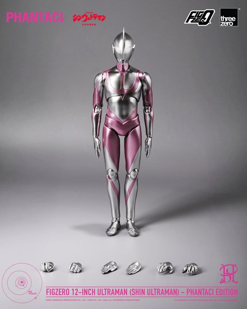 Vista de cuerpo completo de la figura FigZero Ultraman (Phantaci Edition) mostrando su diseño metálico, gran articulación y acabados premium.