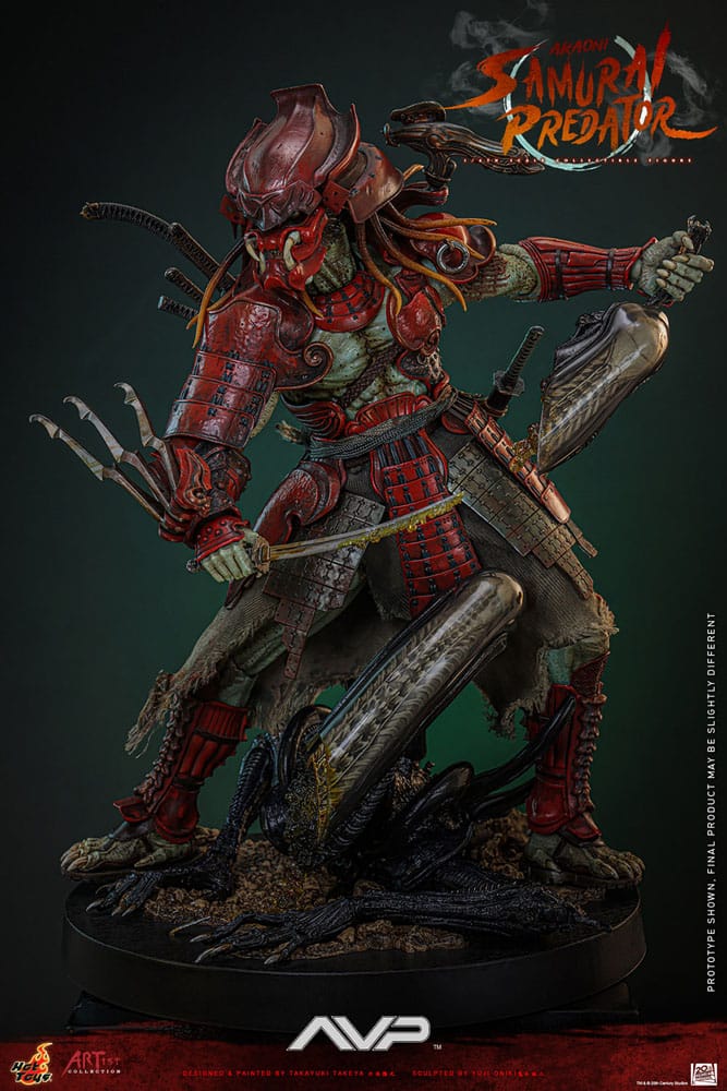 Armas samurái del Akaoni Predator con espadas y cañón de hombro esculpidos por Hot Toys.