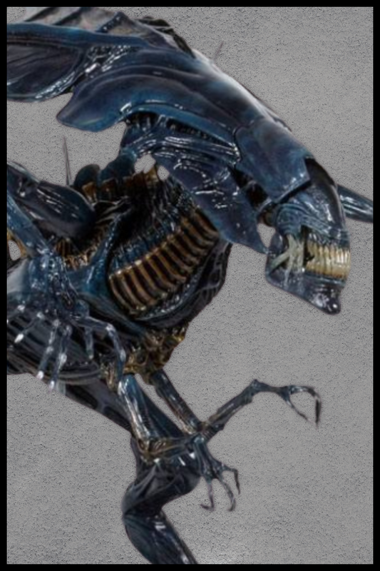 Comparativa de tamaño Alien Queen con figura marine – NECA 38 cm