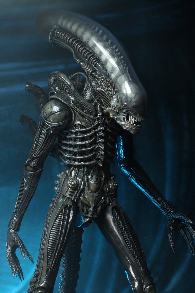 Detalle frontal del Xenomorph Big Chap de NECA escala 1/4 con mandíbula articulada y gran nivel de detalle