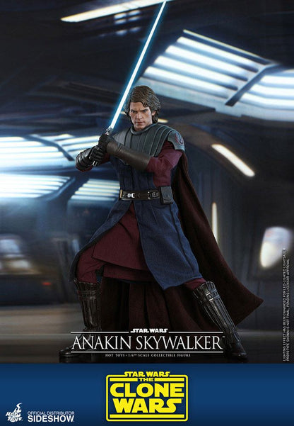 Figura coleccionista Anakin Skywalker 1/6 con capa y base expositora.