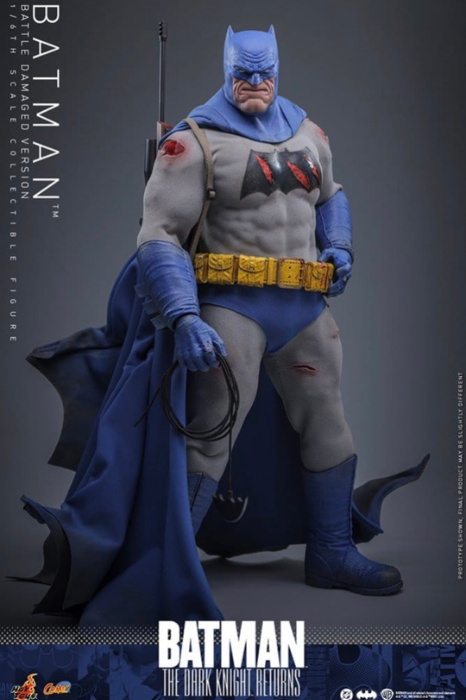 Batman The Dark Knight Returns Battle Damaged 1/6 Hot Toys Comic Masterpiece 32 cm