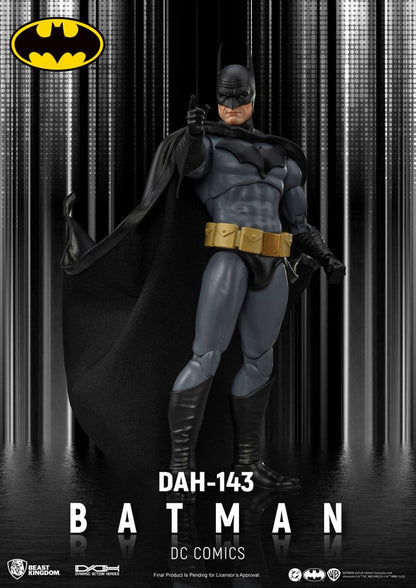 Figura articulada Batman escala 1/9 traje gris Beast Kingdom 21 cm DC Comics