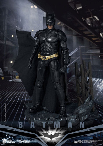 Figura Batman The Dark Knight con armadura negra y capa de tela – Beast Kingdom 21 cm