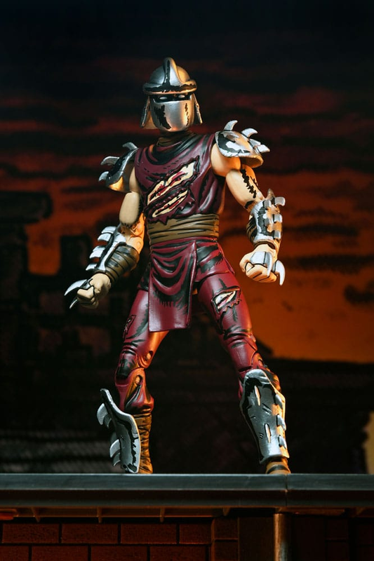 Figura Battle Damaged Shredder de 18 cm de NECA inspirada en Teenage Mutant Ninja Turtles.