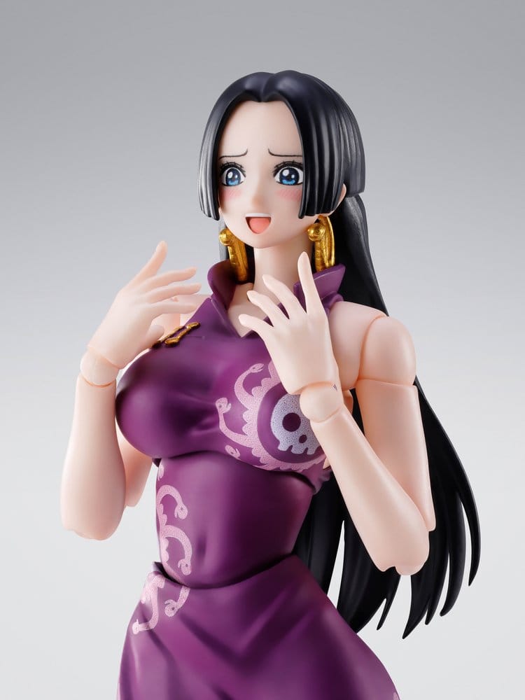 Detalle del vestido de la figura Boa Hancock S.H. Figuarts Marineford