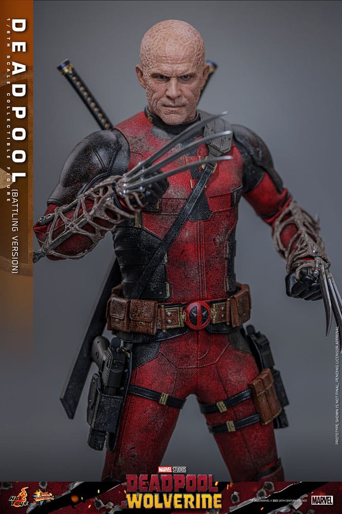 Deadpool Hot Toys escala 1/6 con cabeza intercambiable sin máscara – Detalle del rostro y cicatrices | Colección Marvel Movie Masterpiece
