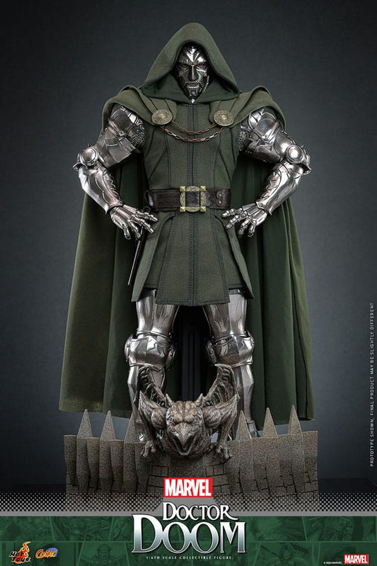Figura articulada Doctor Doom Marvel Comic Hot Toys escala 1/6
