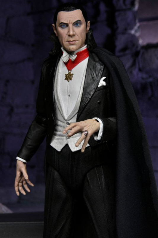 Figura Drácula NECA Ultimate 18 cm Universal Monsters con accesorios.