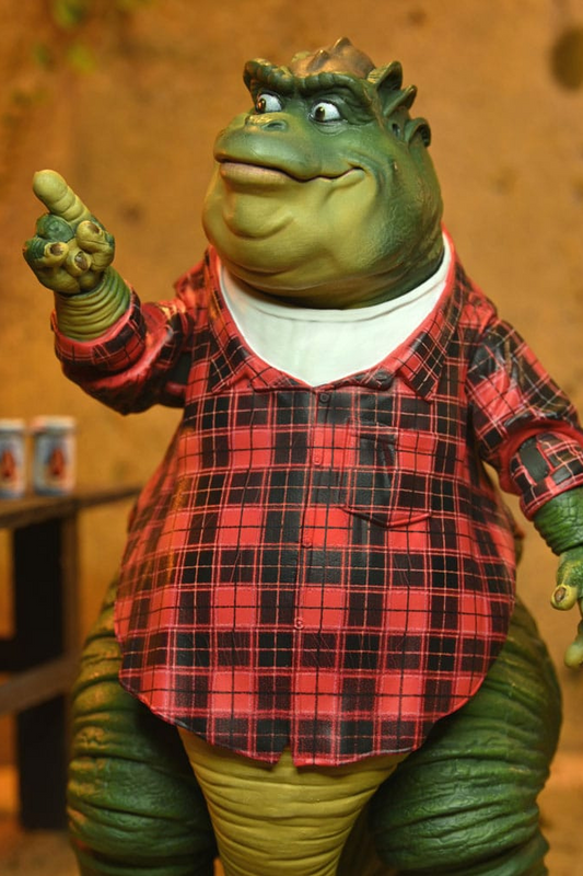Figura coleccionable Earl Sinclair NECA Ultimate escala 18 cm basada en la serie Dinosaurs.