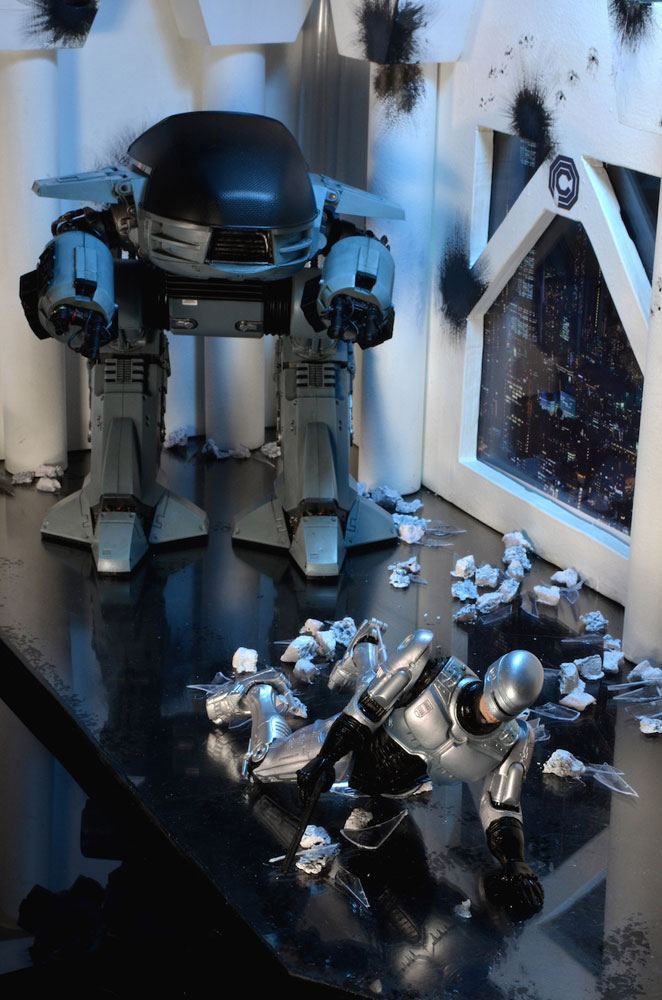Figura de colección ED-209 con sonido película RoboCop.