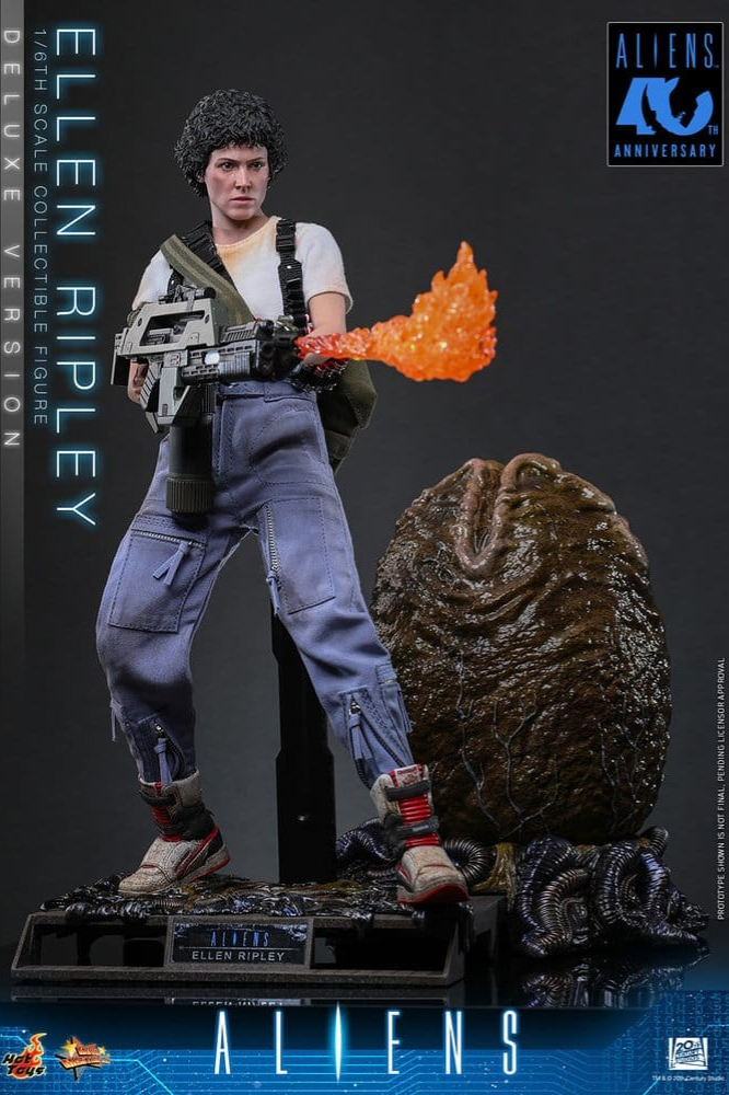 Figura Ellen Ripley Deluxe Hot Toys Aliens Movie Masterpiece escala 1/6 con rifle de pulso M41A y lanzallamas M240