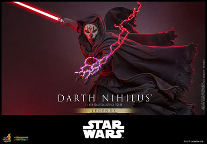 Detalle del rostro enmascarado y capa de tela de la figura Darth Nihilus de Hot Toys – Star Wars coleccionista