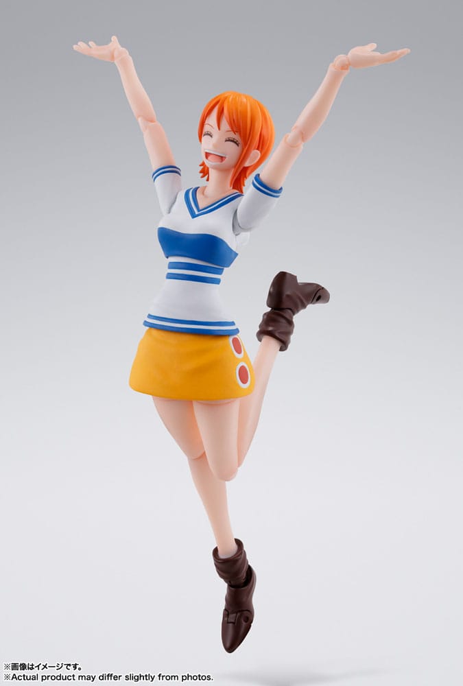 Figura Nami con baúl del tesoro – versión Romance Dawn S.H. Figuarts