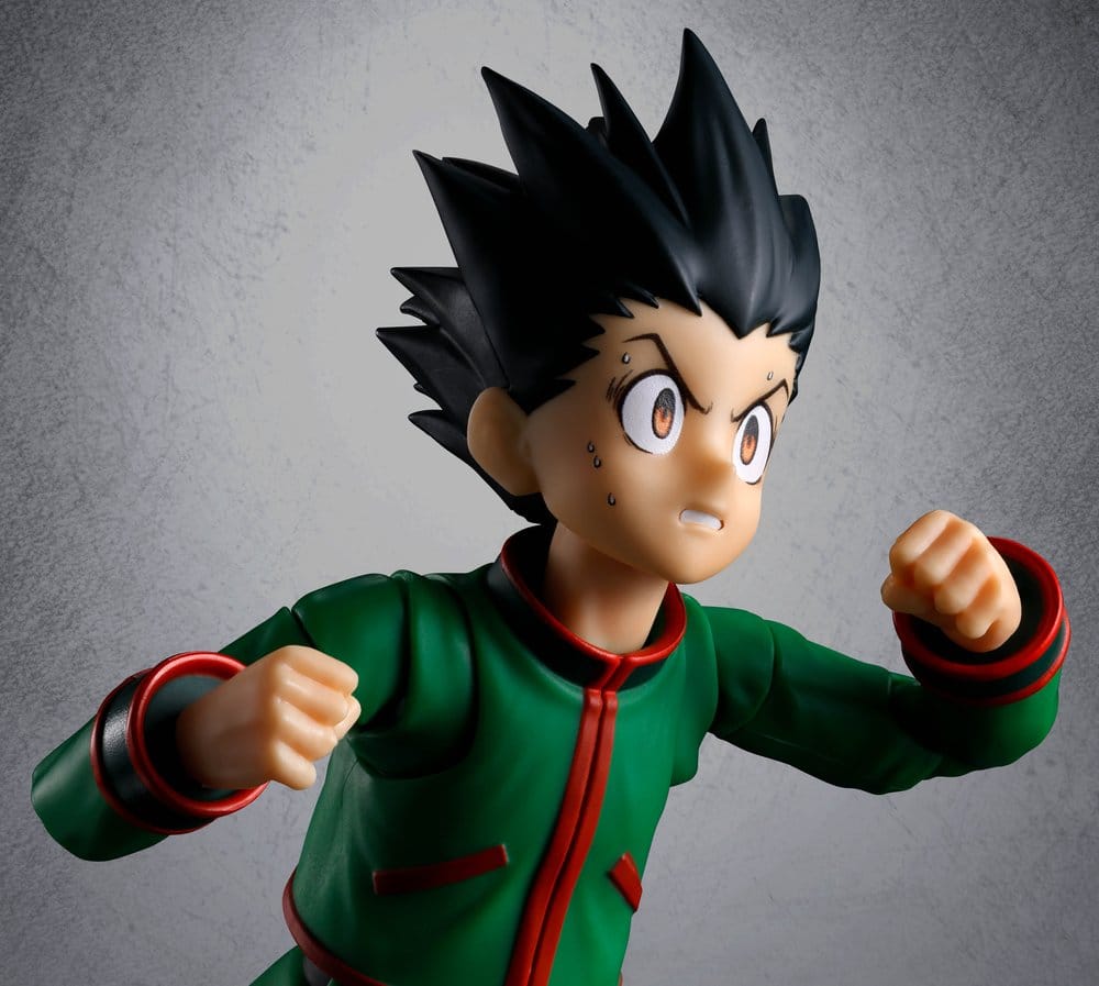 Detalle rostro figura Hisoka Hunter x Hunter con acabado preciso