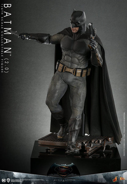 BATMAN – BATMAN V SUPERMAN: DAWN OF JUSTICE – HOT TOYS – (BATMAN 2.0)