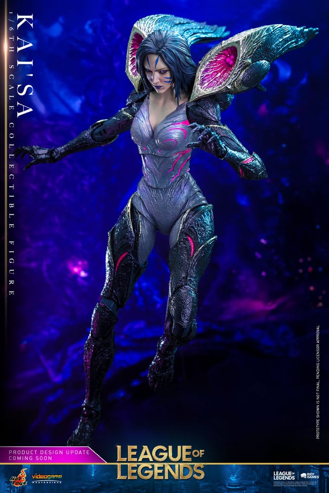 Figura articulada Kai'Sa Hot Toys con diseño detallado y acabado premium League of Legends
