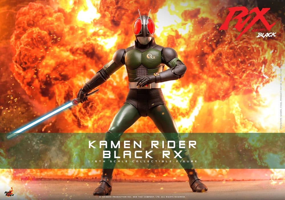 Figura Hot Toys Kamen Rider Black RX con espada Revolcane iluminada