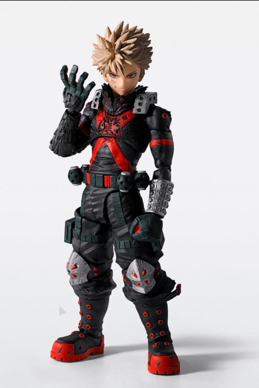 Katsuki Bakugo S.H.Figuarts Tamashii Nations en pose frontal con traje inicial.