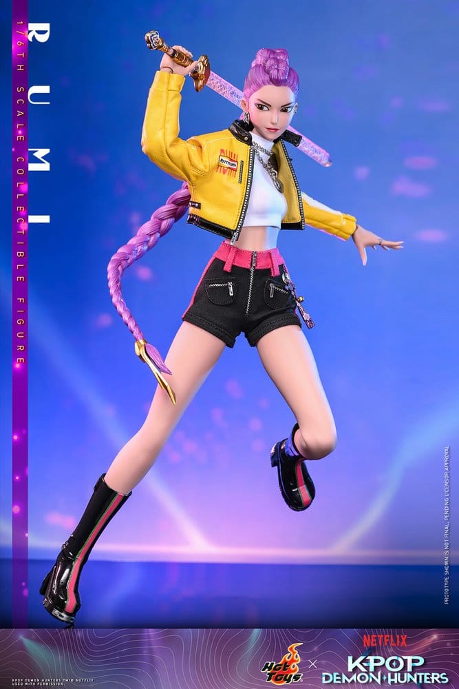 Figura de colección Rumi KPop Demon Hunters Hot Toys con accesorios.