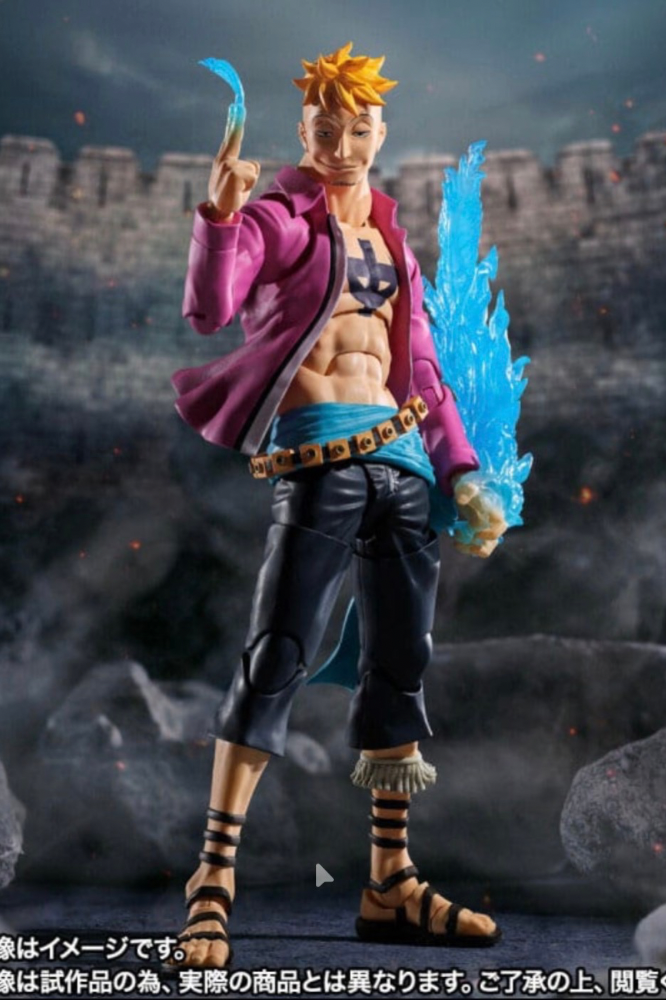 Figura Marco The Phoenix S.H.Figuarts Tamashii Nations con efectos de fuego azul.