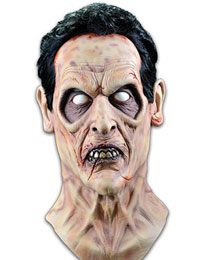 Máscara Evil Ash vista frontal con escultura detallada