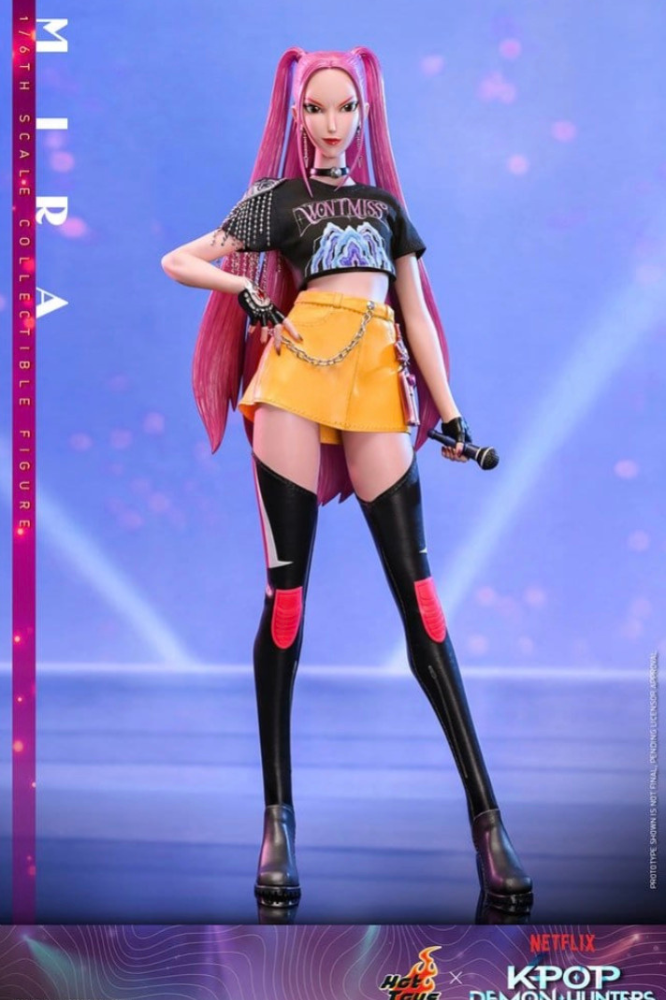 Figura Mira KPop Demon Hunters Hot Toys escala 1/6 con vestuario detallado.
