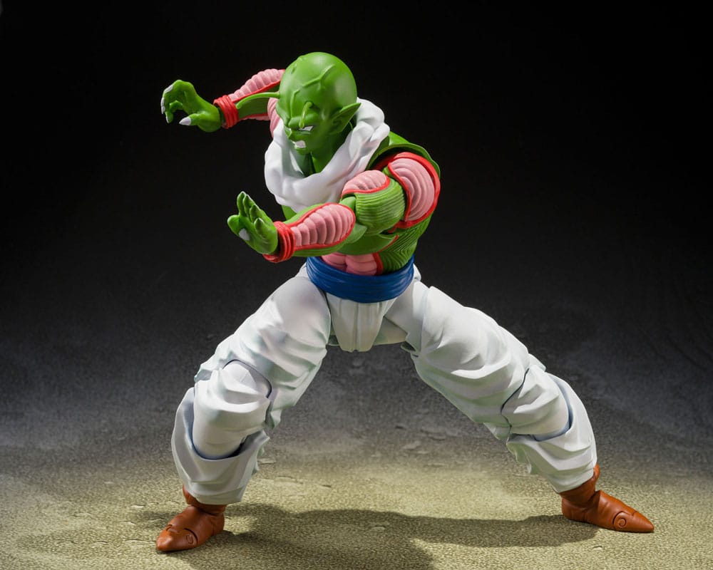 Figura de Nail en combate junto a Dende – versión S.H. Figuarts con accesorios.