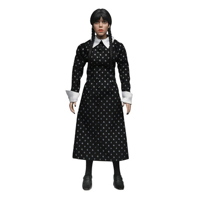 Figura Wednesday NECA con accesorios incluidos: manos, mochila y paraguas