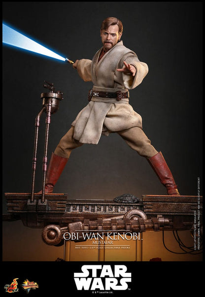 Figura Hot Toys Obi-Wan Kenobi Mustafar con ropa de tela y detalles realistas.