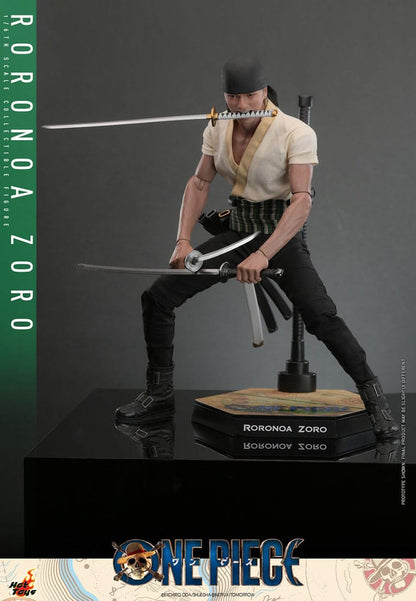 Figura completa de Zoro con base expositora y tres espadas Hot Toys