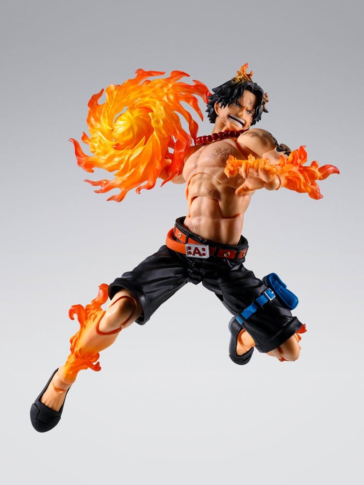 Figura Ace S.H.Figuarts One Piece con efectos de fuego pose de acción