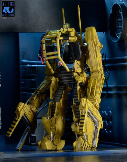 Vehículo Power Loader P-5000 de NECA basado en Aliens 1986 con gran nivel de detalle y articulaciones
