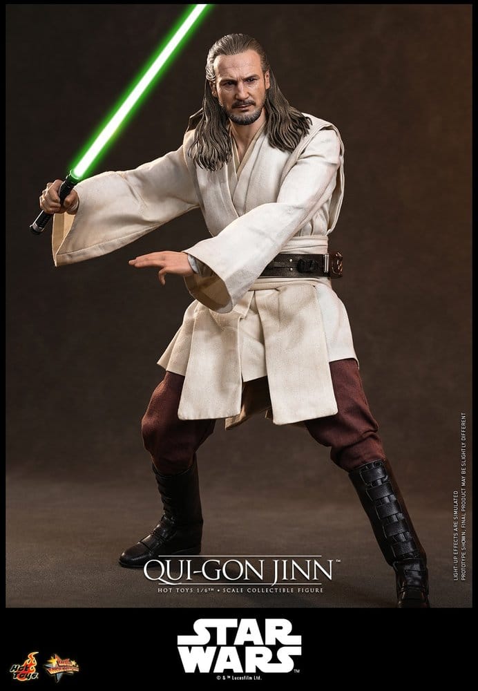 Presentación en caja de arte original de la figura Qui-Gon Jinn Collector Edition Hot Toys de Star Wars La Amenaza Fantasma