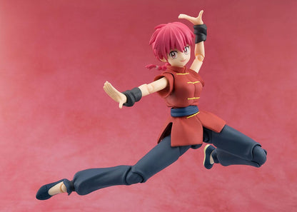 Ranma Saotome realizando pose dinámica con articulación visible.